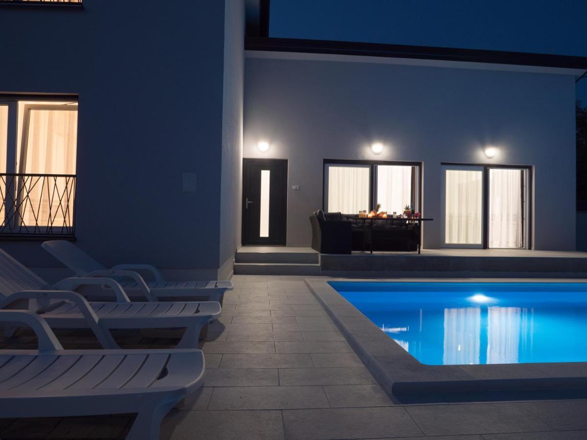 Luksuzna Kuca Za Odmor "Villa Romantica" Кралевица Екстериор снимка